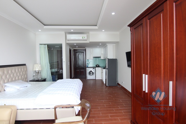 Lakeview studio apartment for rent in Tay Ho, Hanoi